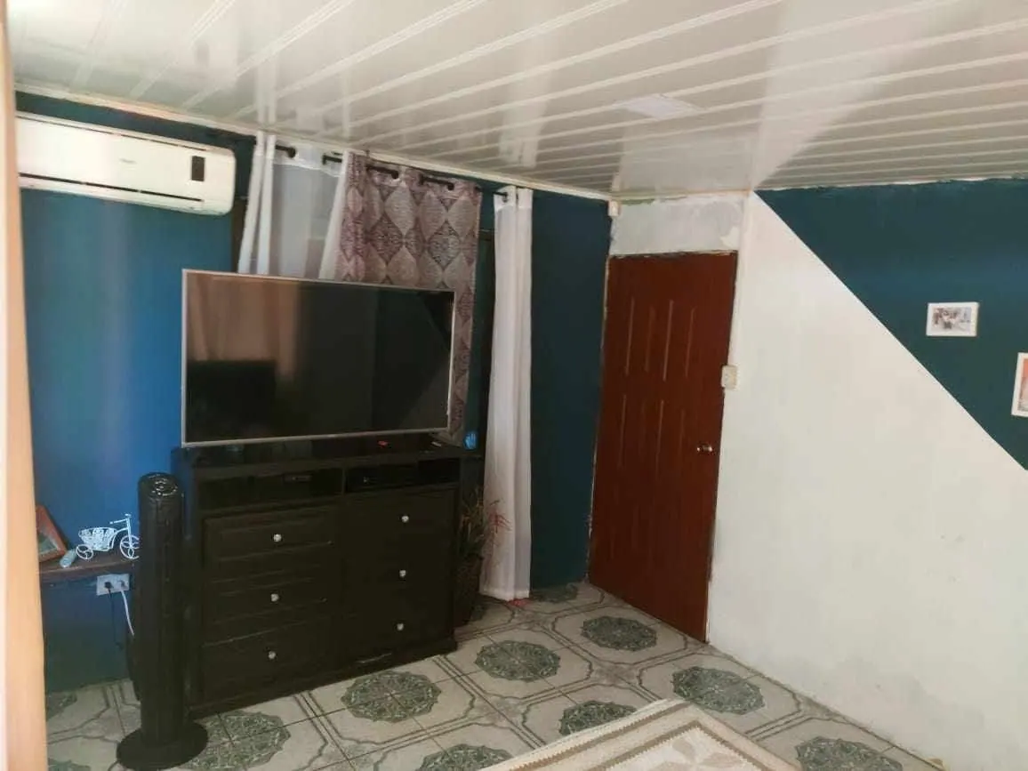 Habitación con aire acondicionado