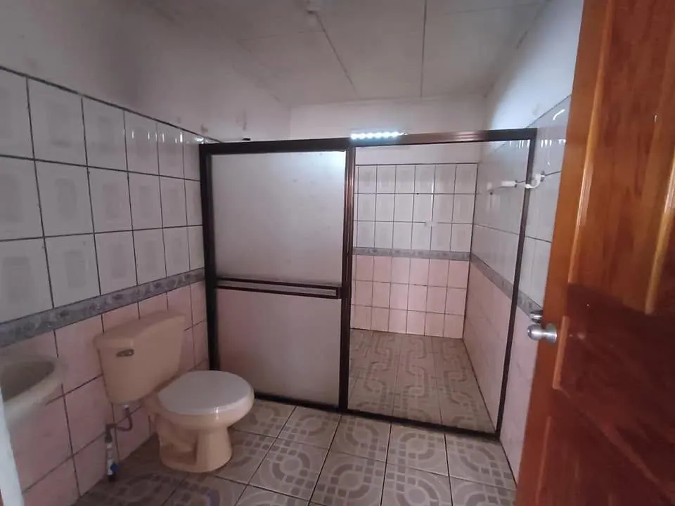 Baño con cancel